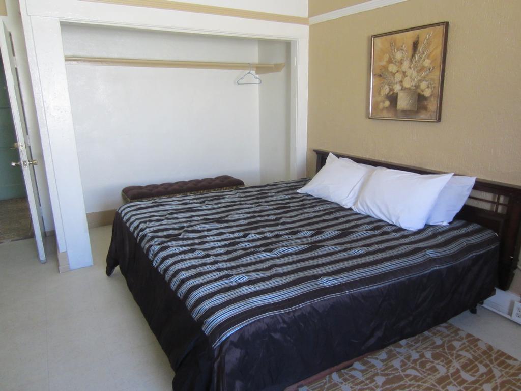 Monterey Inn Hotel Dream Suites Los Angeles Kamer foto